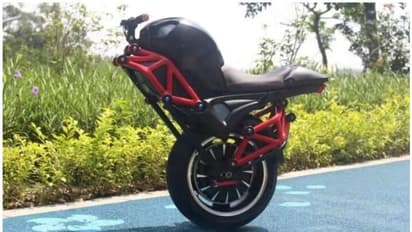 മുന്നിലേക്ക് ആഞ്ഞാല്‍ വേഗം കൂടും; ഒറ്റച്ചക്ര ഇലക്ട്രിക് ബൈക്കുമായി അലിബാബ