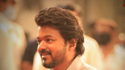 செம்ம ஸ்டைலிஷ் கெட்டப்பில்... வேற லெவலில் விஜய்..! 'தளபதி 65 ' புதிய வீடியோ வெளிட்ட சன் பிச்சர்ஸ்!