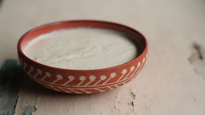 മുഖസൗന്ദര്യത്തിനായി ഓറഞ്ച് ഇങ്ങനെ ഉപയോ​ഗിക്കൂ