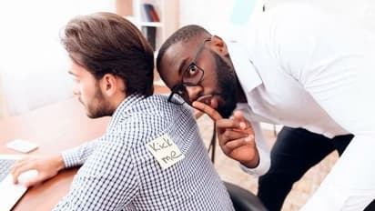 কাউকে এপ্রিল ফুল করতে গিয়ে নিজের চরম বিপদ ঘটতে পারে, জানুন কীভাবে সতর্ক থাকবেন