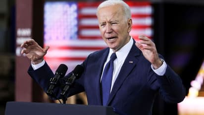 കൊറോണ പിറന്നത് ചൈനീസ് ലാബിലോ; തമ്മിലടിച്ച് അമേരിക്കയും ചൈനയും