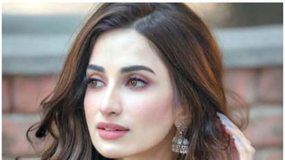 സൗന്ദര്യ മത്സരത്തിലെ റണ്ണര് അപ് ജില്ലാ പഞ്ചായത്തിലേക്ക് ജനവിധി തേടുന്നു