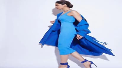 यूं ही नहीं दीपिका पादुकोण कहलाती हैं Fashion Queen, ब्लू ड्रेस में आग लगाकर ढाया कहर