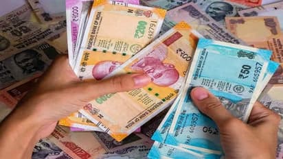 Post Office Scheme: गारंटीड रिटर्न के साथ आपका पैसा डबल कर देती हैं यह स्कीम, जानिए कैसे