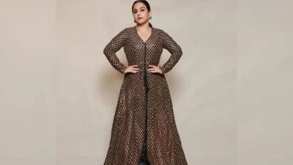 1.4 ലക്ഷത്തിന്റെ വസ്ത്രത്തില് തിളങ്ങി വിദ്യ ബാലന്