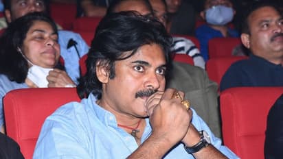 భక్తుల మనోభావాలను దెబ్బ తీశారు: పవన్ కల్యాణ్ మీద మండిపాటు