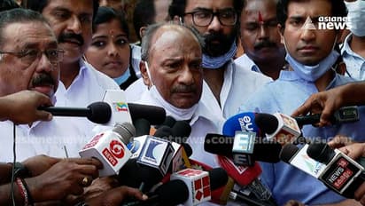 'സ്വാമിയേ അയ്യപ്പാ, തെറ്റുപറ്റിപ്പോയി, മാപ്പ് തരണേ എന്ന് പിണറായി പറയണം': ആന്റണി