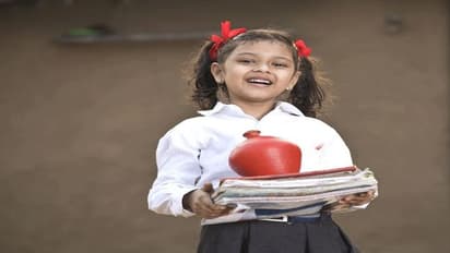 കുട്ടികളുടെ വിദ്യാഭ്യാസ സ്വപ്നം പൂർത്തീകരിക്കാൻ ഇൻഷുറൻസ്; ഓർമ്മിക്കേണ്ട 3 കാര്യങ്ങൾ