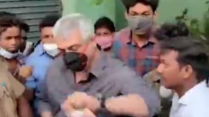 அம்மாடியோவ்!! தல அஜித்துக்கு இவ்வளவு கோபம் வருமா?... தீயாய் பரவும் வைரல் வீடியோ...!