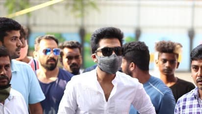 கிழிந்த பேண்டில்...  செம்ம ஸ்டைலிஷாக புகைப்படங்கள் வெளியிட்டு புத்தாண்டு வாழ்த்து கூறிய சிம்பு!