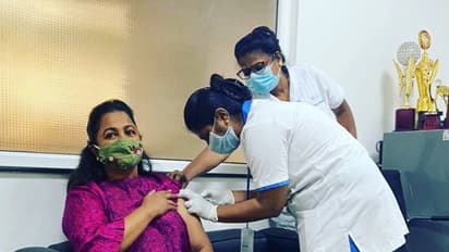 கொரோனா தொற்று பரபரப்பு..! நடிகை ராதிகா வெளியிட்ட அதிர்ச்சி தகவல்!