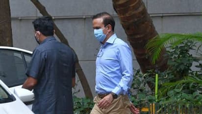 Antilia case : 9 अप्रैल तक हिरासत में भेजे गए सचिन वझे, NIA ने परमबीर सिंह से की साढ़े 3 घंटे पूछताछ