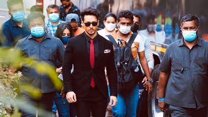 Heropanti 2: Tiger Shroff leaked image from the sets goes viral (Take a look)