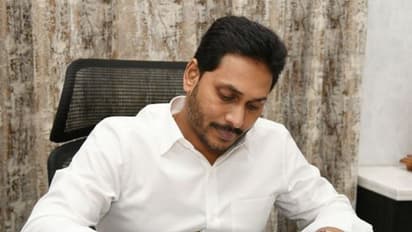 ಖಾಸಗಿ ಆಸ್ಪತ್ರೆಗೆ ಲಸಿಕೆ ಪೂರೈಕೆ ಬೇಡ: ಕೇಂದ್ರಕ್ಕೆ ಜಗನ್ ಮನವಿ!