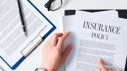 മകൻ മരിച്ചെന്ന് വ്യാജ സർട്ടിഫിക്കറ്റുണ്ടാക്കി രണ്ടു കോടി ഇൻഷുറൻസ് തുക തട്ടാൻ ശ്രമം; അമ്മക്കെതിരെ കേസ്