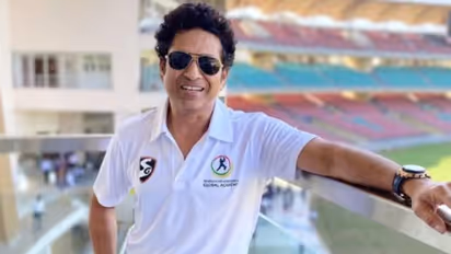 করোনা মুক্ত হলেন সচিন তেন্ডুলকর, হাসপাতাল থেকে ফিরলেন বাড়িতে