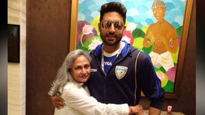 Mother's Day 2023: ಅಮ್ಮಂದಿರೊಂದಿಗೆ ಸ್ಟ್ರಾಂಗ್ ಬಾಂಡಿಂಗ್ ಇರೋ ಬಾಲಿವುಡ್ ನಟರು!