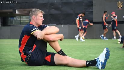 కోహ్లీ, నన్ను ఐపీఎల్లో ఆ బాల్స్తో బౌలింగ్ చేయమని అడగనేలేదు... ట్విస్ట్ ఇచ్చిన కేల్ జెమ్మీసన్...