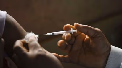 ಕೋವಿಡ್ ಲಸಿಕೆ ಪಡೆದ ಬಳಿಕ 180 ಮಂದಿ ಸಾವು!