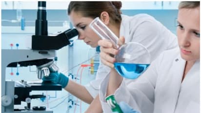 நீட் தேர்வு எழுத முடியலையா? மார்க் கம்மியா? இந்த மருத்துவ படிப்புகளை தேர்தெடுங்க!