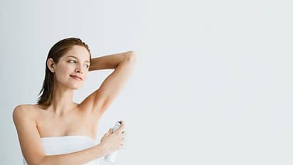 সারাদিন সতেজ থাকতে ডিওডোরেন্ট ব্যবহারে সময় মেনে চলুন এই পাঁচ টোটকা, জেনে নিন কী কী