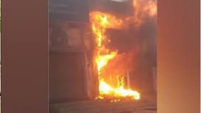 అనంతపురం: మంటల్లో కాలిబూడిదైన ఏటీఎం.. ఎంత డబ్బుందంటే..?