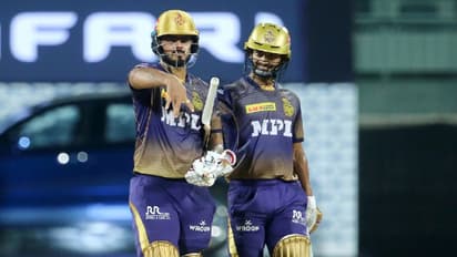 #SRHvsKKR நிதிஷ் ராணா, ராகுல் திரிபாதி அதிரடி அரைசதம்..! சன்ரைசர்ஸுக்கு கடின இலக்கை நிர்ணயித்த கேகேஆர்