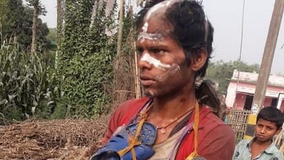 ತಲೆ ಬೋಳಿಸಿ, ಮೂತ್ರ ಕುಡಿಸಿ, ಚಪ್ಪಲಿ ಹಾರ ಹಾಕಿದ್ರು: ಯಾವ ತಪ್ಪಿಗೆ ಈ ಶಿಕ್ಷೆ?