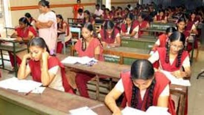 தனித்தேர்வர்களுக்கு மேலும் ஒரு வாய்ப்பு... அரசுத் தேர்வுத்துறை இயக்ககத்தின் சூப்பர் அறிவிப்பு!!