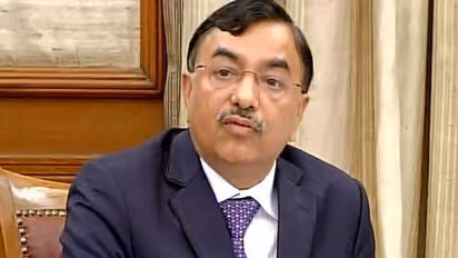 ಇವಿಎಂ ಹ್ಯಾಕ್‌ ಮಾಡಲು ಸಾಧ್ಯವಿಲ್ಲ ಎಂದ ಚುನಾವಣಾ ಆಯುಕ್ತ