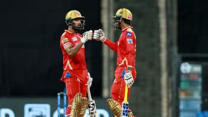 #RRvsPBKS கேஎல் ராகுல், தீபக் ஹூடா காட்டடி பேட்டிங்..! 20 ஓவரில் 221 ரன்களை குவித்த பஞ்சாப் கிங்ஸ்