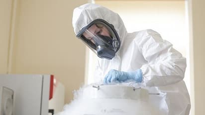 अमेरिका में जानसन एंड जानसन वैक्सीन इस्तेमाल पर अस्थायी रोक, blood clotting की रिपोर्ट