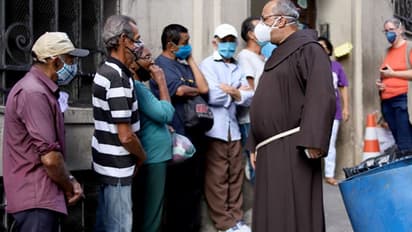 इस देश में कोरोना से मचा हाहाकार, 2 करोड़ लोग भूखे मरने को मजबूर; महंगाई और बेरोजगारी भी बढ़ी