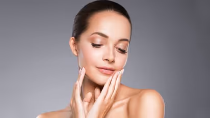 മുഖത്തെ ചുളിവുകൾ മാറാൻ വീട്ടിലുണ്ട്  പ്രതിവിധികള്‍...