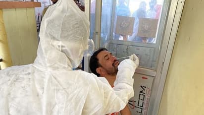 భర్తకు కరోనా: బెంగతో బెల్లంపల్లిలో భార్య ఆత్మహత్య