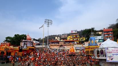 കുംഭമേളയില് ഗംഗാ സ്നാനം ചെയ്തത് 31 ലക്ഷം പേര്; കൊവിഡ് പോസിറ്റീവായത് 26 പേര്