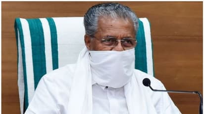 കൊവിഡ് സാഹചര്യം വിലയിരുത്താൻ പ്രത്യേക യോഗം വിളിച്ച് മുഖ്യമന്ത്രി; രാത്രികാല കർഫ്യൂ ഇന്ന് മുതൽ