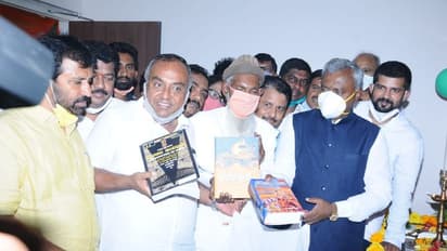 ಮೈಸೂರು: ಗ್ರಂಥಾಲಯ ಮರುಸ್ಥಾಪನೆ, ಸೈಯದ್ ಇಸಾಕ್‌ಗೆ ಸಚಿವ ಎಸ್‌ಟಿಎಸ್‌ ನೆರವು