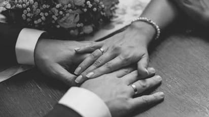 সম্পর্ক ভাঙছে, অথচ বুঝতে পারছেন না, এই টিপসেই আঁচ পাবেন, খেয়াল রাখুন