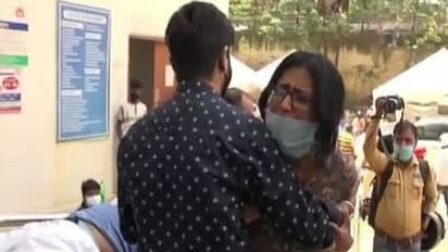 इलाज के लिए चीखती रह गई बेटी और पिता की थम गईं सांसे, लेकिन डॉक्टर नहीं आए..देखते रहे स्वास्थ्य मंत्री