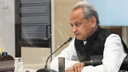 CM गहलोत का बड़ा फैसला, राजस्थान बोर्ड की 10वीं और 12वीं की परीक्षाएं स्थगित, ये छात्र होंगे प्रमोट