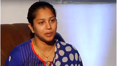 தனியாக காரில் அழைத்துச் சென்று போலீஸ் செய்த காரியம்.. நடிகை ராதா பரபரப்பு புகார்.