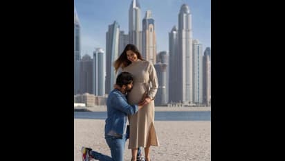 பிக்பாஸ் மஹத்தின் மனைவி பிராச்சி மிஸ்ராவின் Pregnancy போட்டோஸ்..!