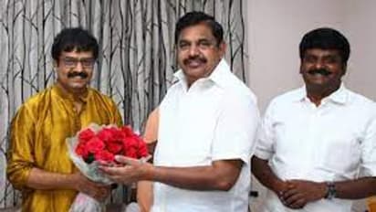 ‘விவேக் பூரண நலம் பெற வேண்டும்’... முதலமைச்சர் முதல் குஷ்பு வரை அரசியல் பிரபலங்கள் உருக்கமான பிரார்த்தனை...!