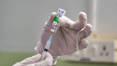 కరోనా వ్యాక్సినేషన్: కేరళ సర్కార్ కీలక నిర్ణయం