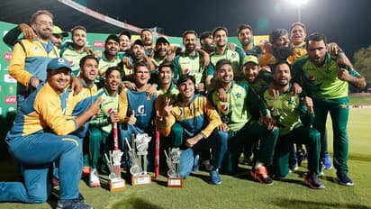 #RSAvsPAK கடைசி டி20 போட்டியில் வெற்றி பெற்று தொடரை வென்றது பாகிஸ்தான்