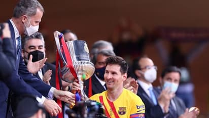 Barcelona express faith in Lionel Messi signing new contract