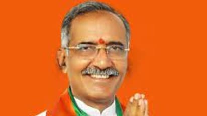 కాటేసిన కరోనా... తెలంగాణ బిజెపి సీనియర్ లీడర్ మృతి