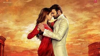 കൈത്താങ്ങായി ‘രാധേ ശ്യാം’ ടീം; ഷൂട്ടിങ്ങിന് ഉപയോഗിച്ച കിടക്കകളും സ്ട്രെച്ചറുകളും സംഭാവന ചെയ്തു