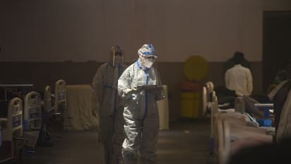 കൊവിഡ് വ്യാപനം അതിരൂക്ഷം; ദില്ലിയില് ലോക്ക്ഡൗണ് നീട്ടി